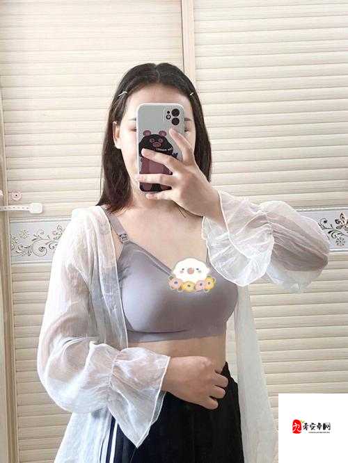 :女老师解开奶罩亲自喂我吃奶:教育方式引发争议