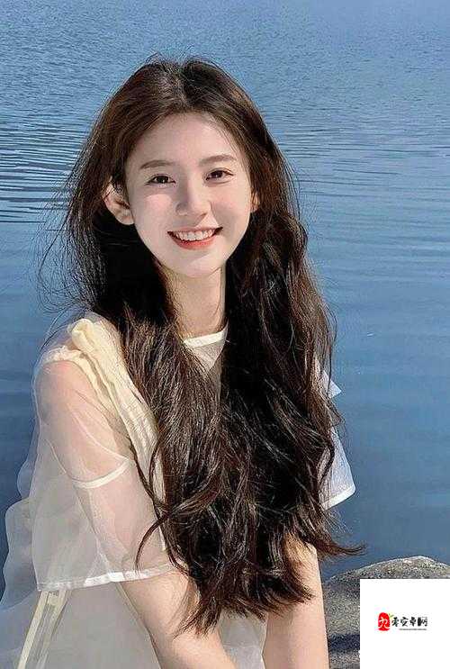 ：清纯校花：开腿让我爽一晚